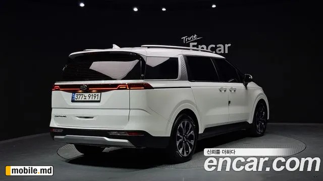 2021 Kia Canival — photo 2