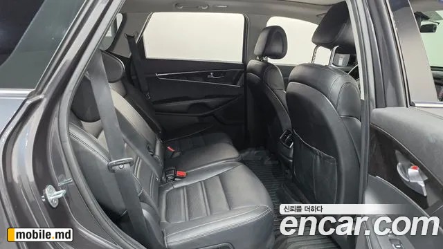 2016 Kia Sorento — photo 11