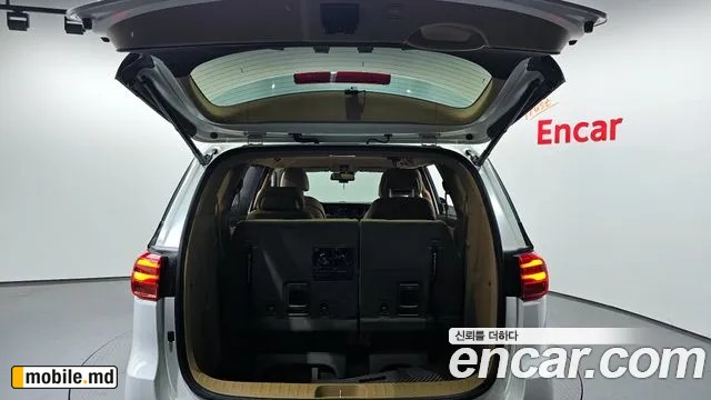 2019 Kia Canival — photo 20