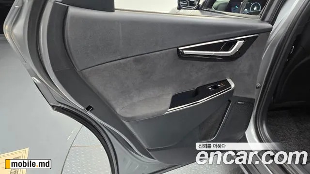 2023 Kia EV6 — photo 25