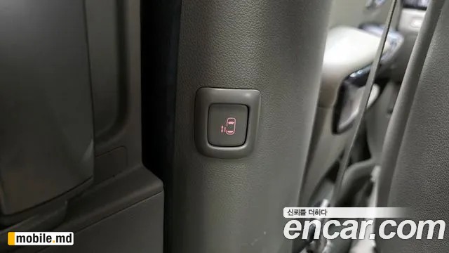 2016 Kia Canival — photo 17