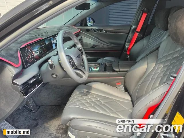 2027 Genesis G80 — photo 11