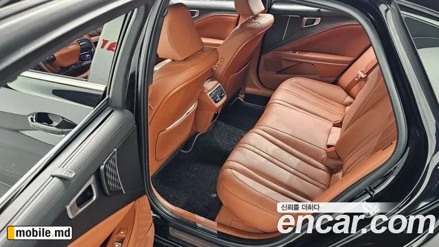 2025 Kia K8 — photo 11