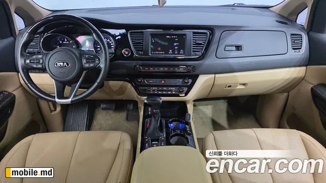 2019 Kia Canival — photo 7
