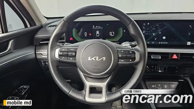 2025 Kia K5 — photo 14