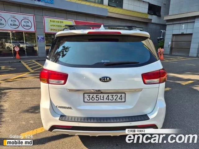 2018 Kia Canival — photo 3
