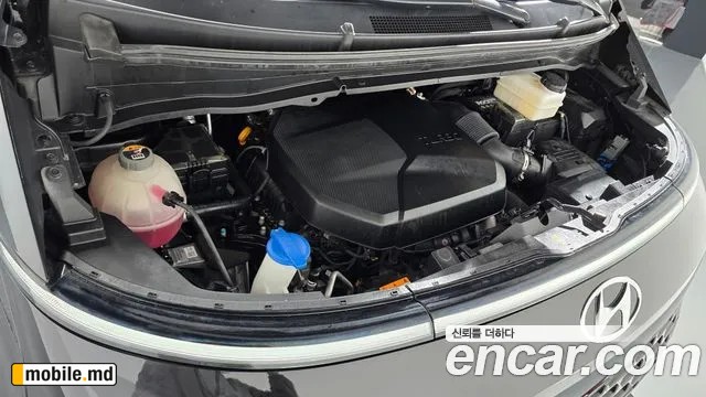 2022 Hyundai Staria