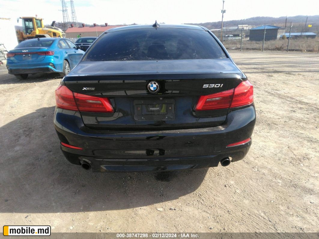 2017 BMW 530I Xdrive — photo 16