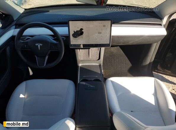 2023 Tesla Model Y — photo 8