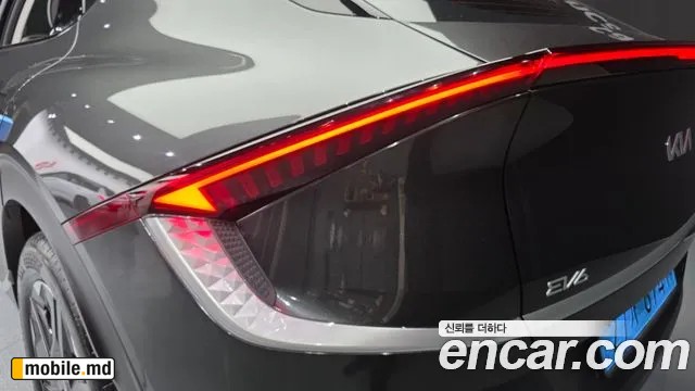 2025 Kia EV6 — photo 23