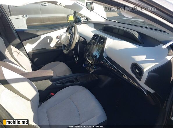 2019 Toyota Prius — photo 5
