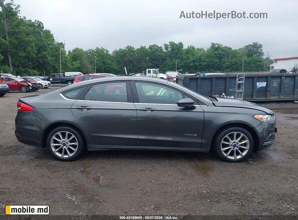 2017 Ford Fusion — photo 13