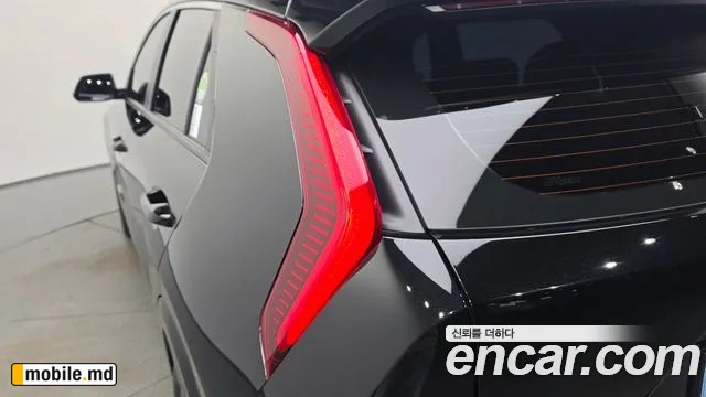 2023 Kia Niro — photo 23
