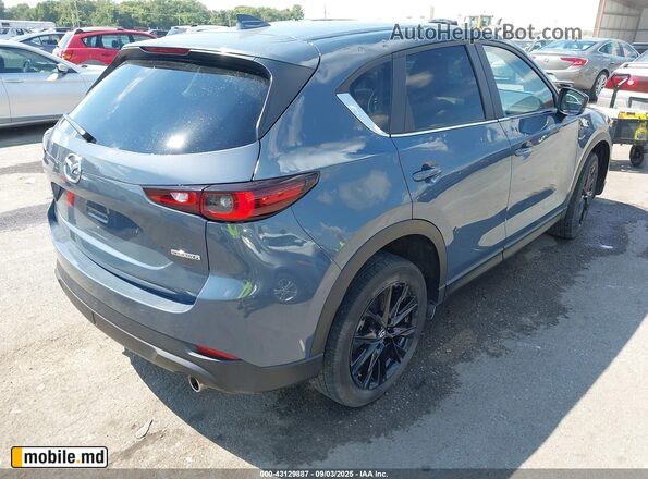 2024 Mazda 2 — photo 4