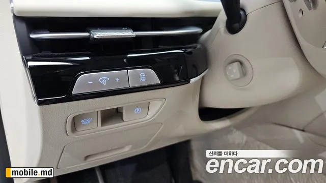 2026 Genesis G80 — photo 14