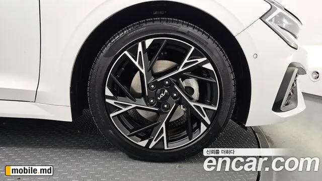2025 Kia K5 — photo 5