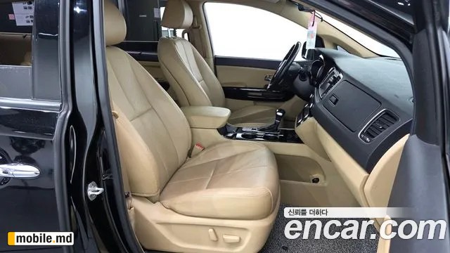 2019 Kia Canival — photo 10