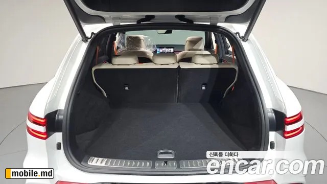 2025 Genesis GV70 — photo 21