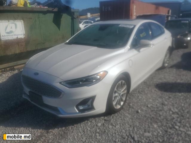 2019 Ford Fusion — photo 2
