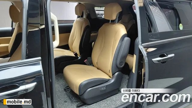 2021 Kia Canival — photo 11