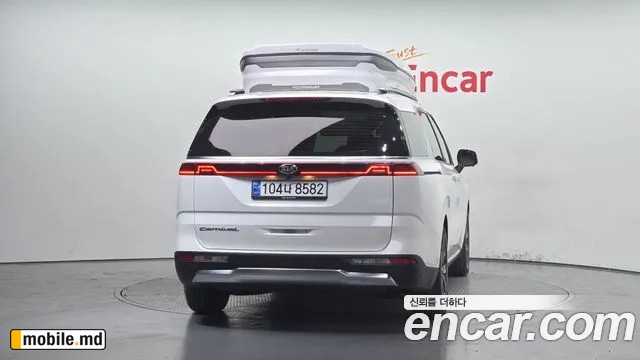2021 Kia Canival — photo 4