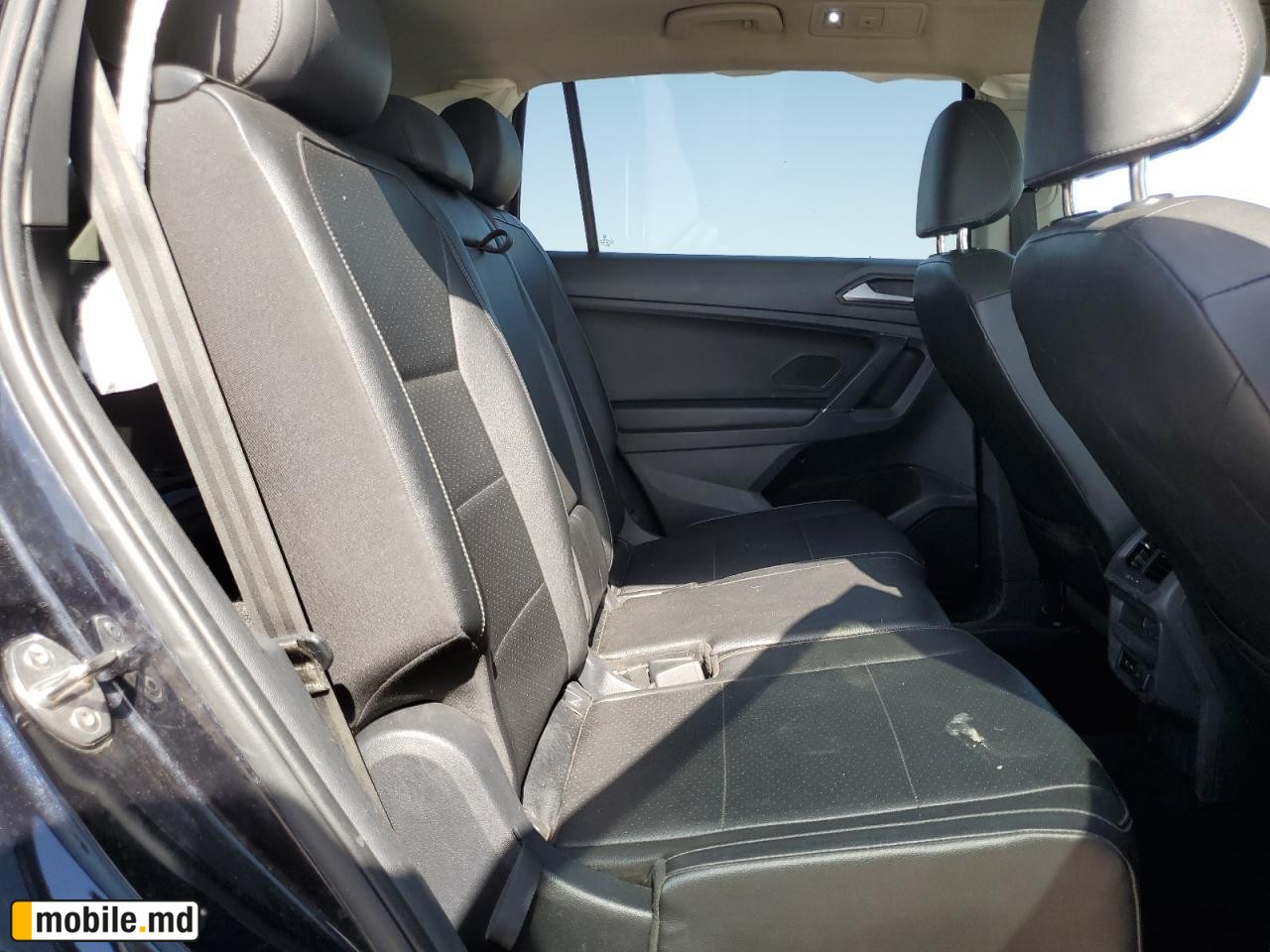 2020 Volkswagen Tiguan — photo 10