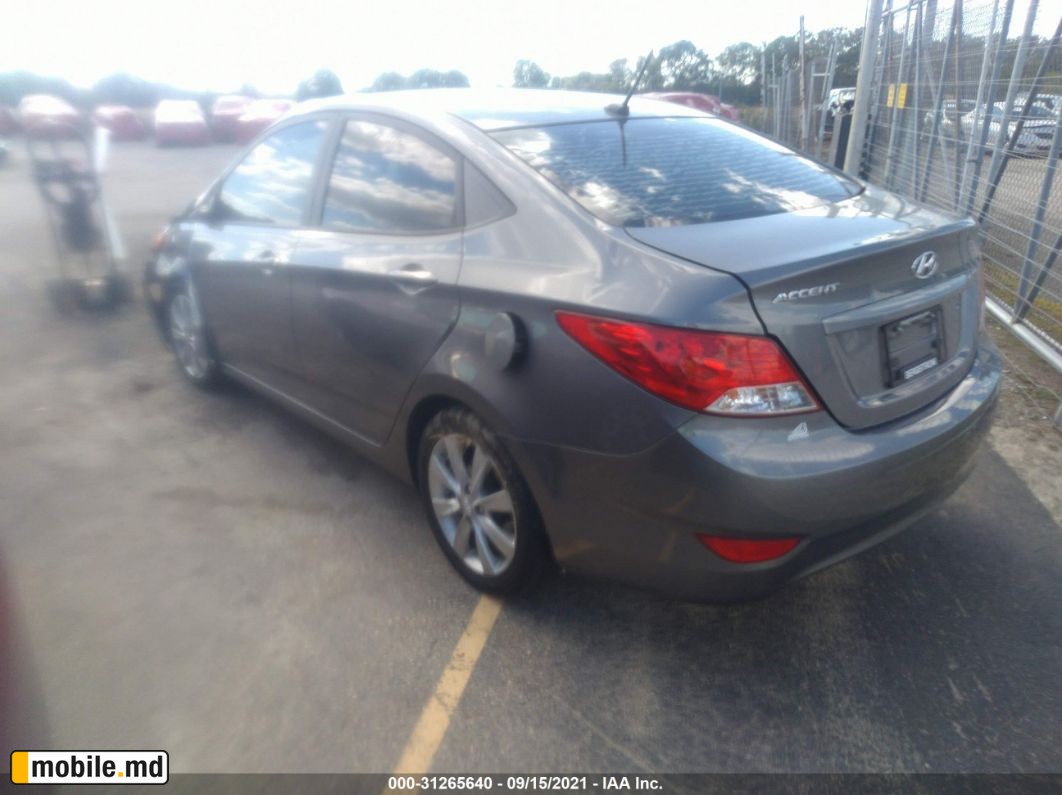 2014 Hyundai Accent — photo 3
