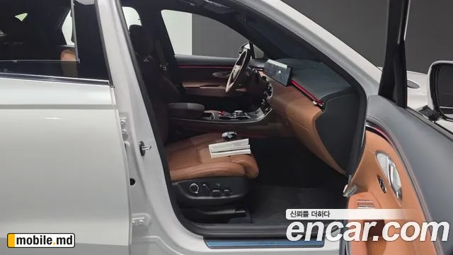 2025 Genesis GV70 — photo 26