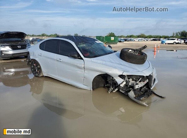 2021 Alfa Romeo Giulia — photo 4