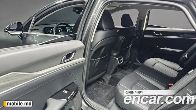 2025 Kia K5 — photo 18