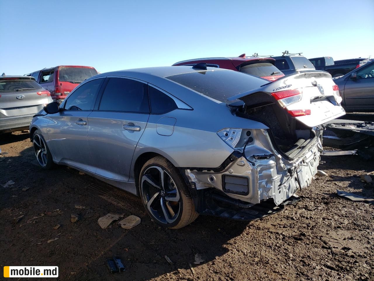2022 Honda Accord — photo 2