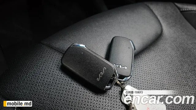 2024 Kia Niro — photo 35