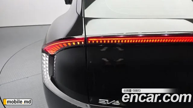 2023 Kia EV6 — photo 23