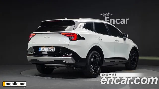 2025 Kia Sportage — photo 2