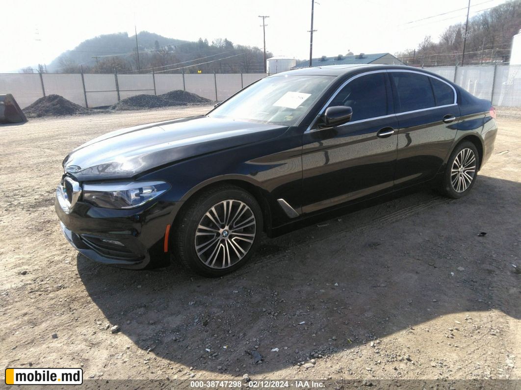 2017 BMW 530I Xdrive — photo 2
