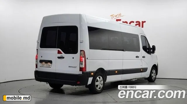 2020 Renault Master — photo 2