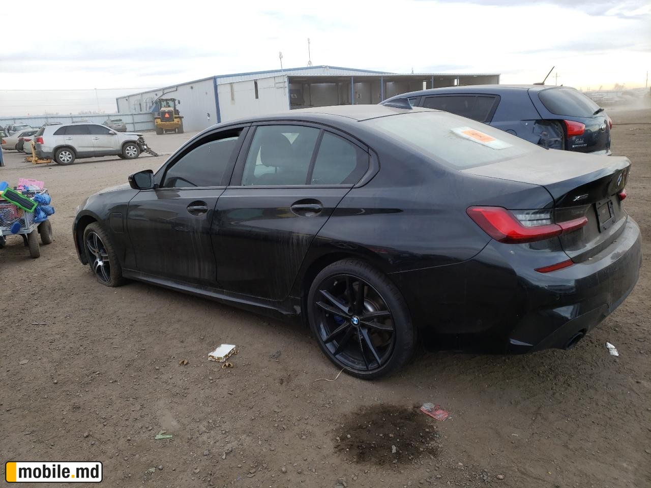 2021 BMW 330Xe — photo 2