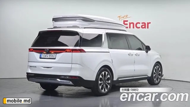 2021 Kia Canival — photo 2