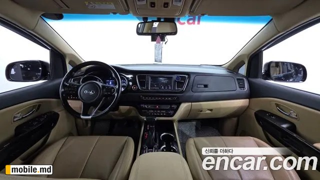 2019 Kia Canival — photo 7