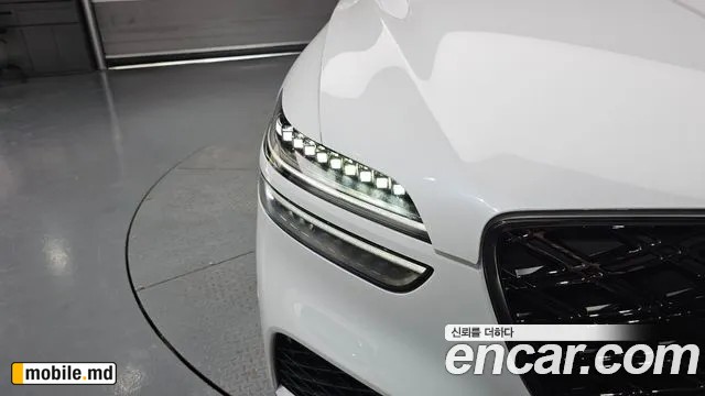 2025 Genesis GV70 — photo 22