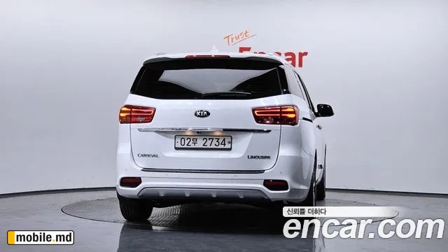 2019 Kia Canival — photo 4