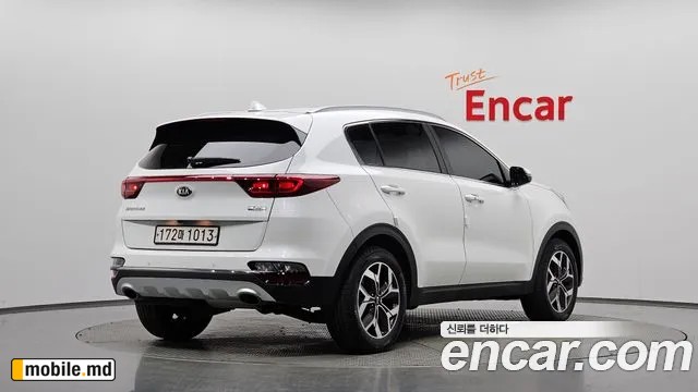 2019 Kia Sportage — photo 2