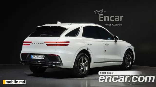 2026 Genesis GV70 — photo 2