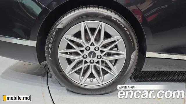 2026 Genesis G80 — photo 21