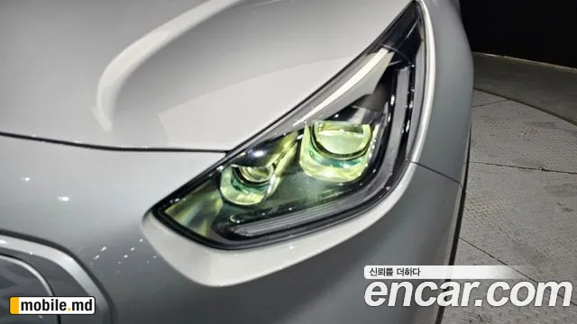2023 Kia Niro — photo 22