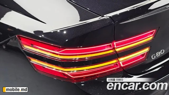 2022 Genesis G80 — photo 23