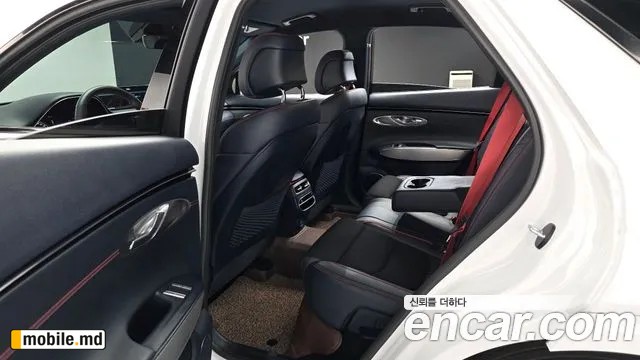 2023 Genesis GV70 — photo 12