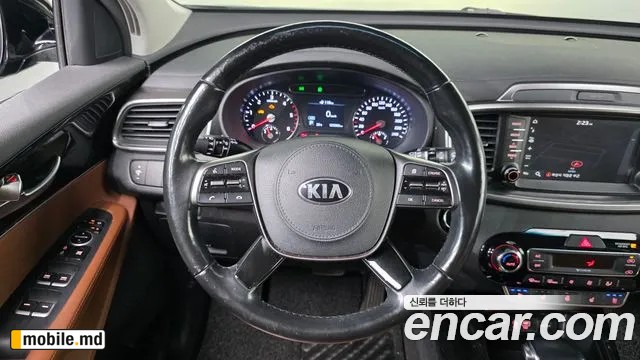 2018 Kia Sorento — photo 13