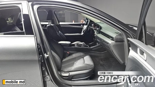 2025 Kia K5 — photo 26