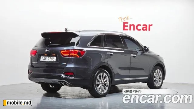 2020 Kia Sorento — photo 2